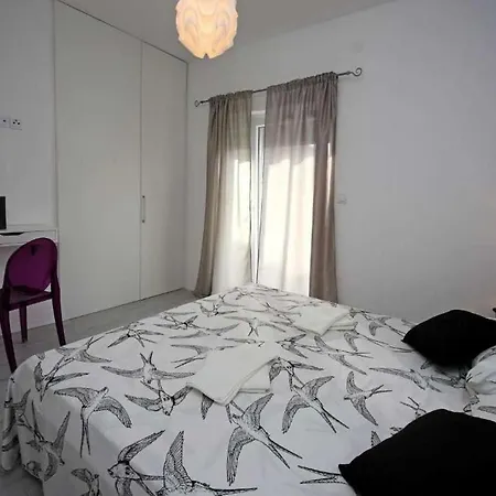 Family Friendly House With A Swimming Pool - 22902 Holiday home Vodice